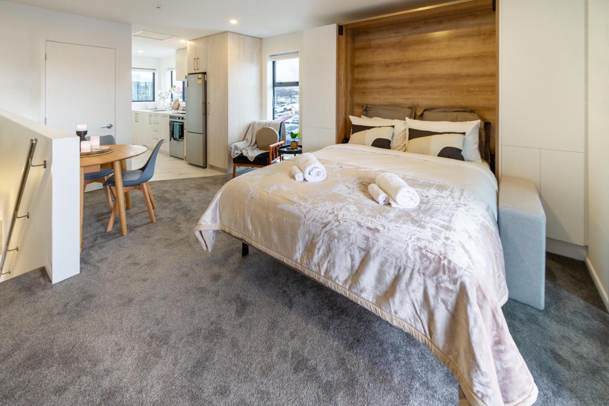 Luxurious Studio Prime Location City Centre Крайстчёрч Экстерьер фото